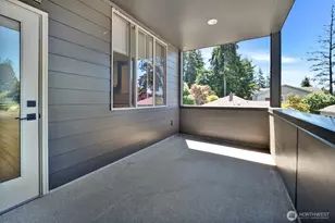 18402 Corliss Ave Ave, Shoreline, WA 98133 - Photo 14