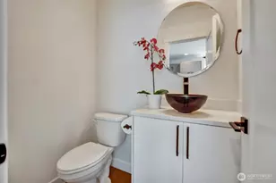 18402 Corliss Ave Ave, Shoreline, WA 98133 - Photo 12
