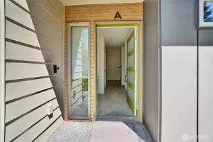 18402 Corliss Ave Ave, Shoreline, WA 98133 - Photo 2