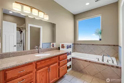 4050 Rd 7.4 NE, Moses Lake, WA 98837 - Photo 18