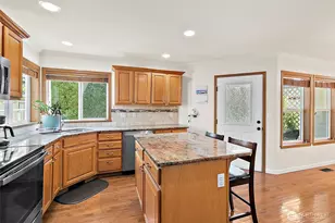 17709 24th Ave Ct E, Tacoma, WA 98445 - Photo 16