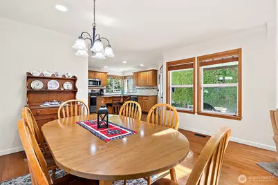17709 24th Avenue Ct E, Tacoma, WA 98445 - Photo 10
