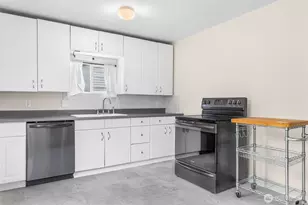 626 SW 142nd St, Burien, WA 98166 - Photo 32