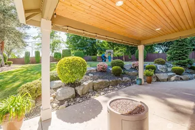2910 219th Avenue E, Lake Tapps, WA 98391 - Photo 4