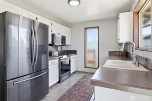 102 Sherwood Ln, Castle Rock, WA 98611 - Photo 8