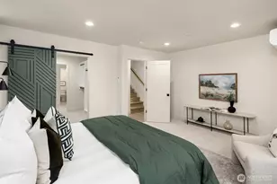 1615 N 50th St, Seattle, WA 98103 - Photo 12