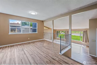 1127 S Miller Street, Wenatchee, WA 98801 - Photo 4