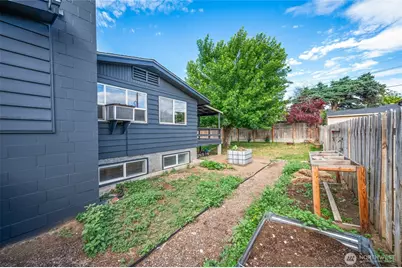 1127 S Miller Street, Wenatchee, WA 98801 - Photo 36