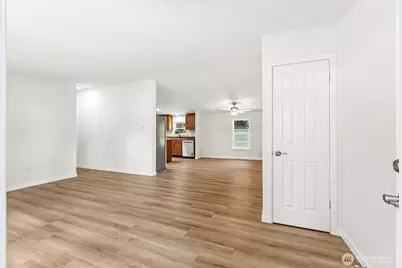 22206 92nd Avenue Ct E #7, Graham, WA 98338 - Photo 4