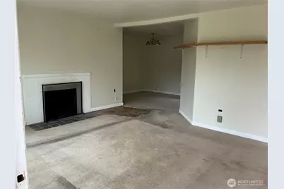 8007 215th Street SW, Edmonds, WA 98026 - Photo 4