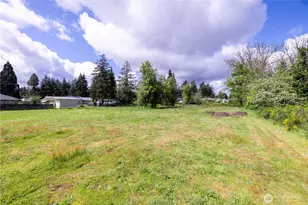13706 C Street S, Tacoma, WA 98444 - Photo 4