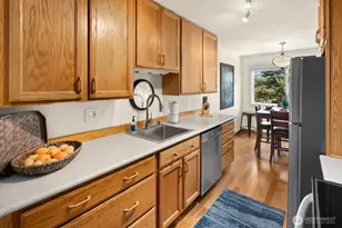 3711 26th Pl W, Seattle, WA 98199 - Photo 10