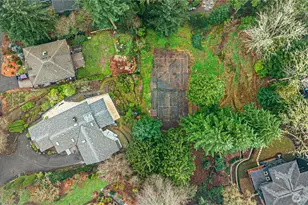 6420 NE 129th Pl, Kirkland, WA 98034 - Photo 1