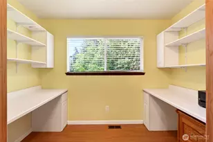 17924 2nd St E, Lake Tapps, WA 98391 - Photo 16