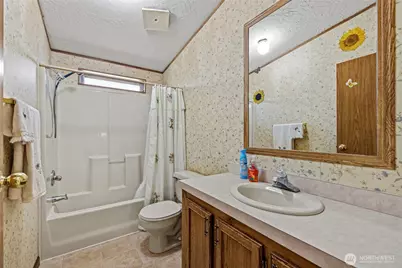 18206 W Big Lake Boulevard, Mount Vernon, WA 98274 - Photo 12