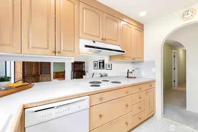 3113 W Harley Street #3115, Seattle, WA 98199 - Photo 16