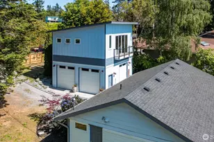 3568 S Camano Dr, Camano Island, WA 98282 - Photo 22