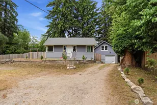 3706 W Arsenal, Bremerton, WA 98312 - Photo 2