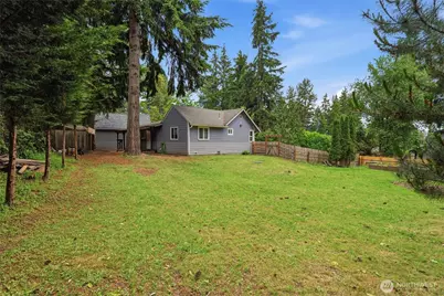3706 W Arsenal, Bremerton, WA 98312 - Photo 22