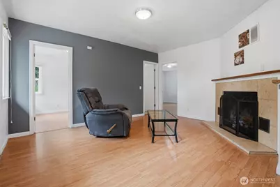 3706 W Arsenal, Bremerton, WA 98312 - Photo 4