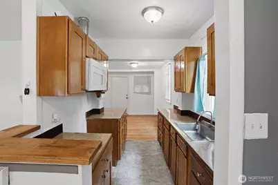 3706 W Arsenal, Bremerton, WA 98312 - Photo 14