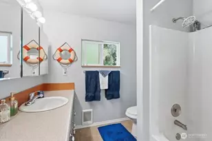 10525 10527 24th Street Ct E, Edgewood, WA 98372 - Photo 12