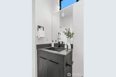 8750 13th Avenue NW #C, Seattle, WA 98117 - Photo 12