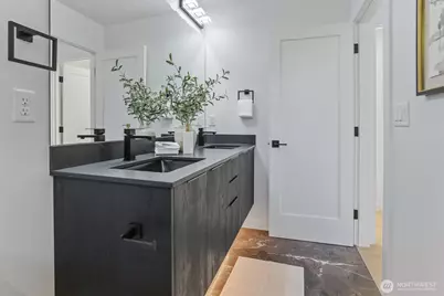 8750 13th Avenue NW #C, Seattle, WA 98117 - Photo 20