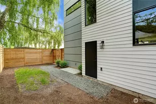 8750 13th Ave NW, Seattle, WA 98117 - Photo 28