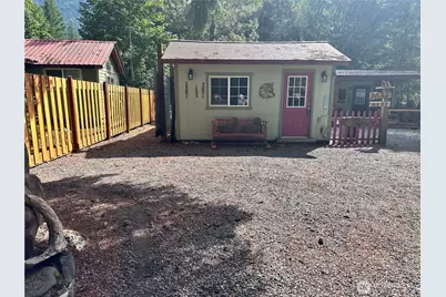 131 Nisqually Way, Ashford, WA 98304 - Photo 38