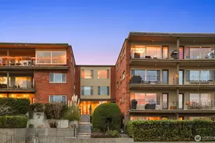 330 W Olympic Pl, Seattle, WA 98119 - Photo 2