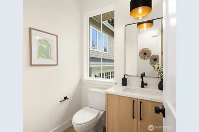 11812 NE 103rd Place, Kirkland, WA 98033 - Photo 14