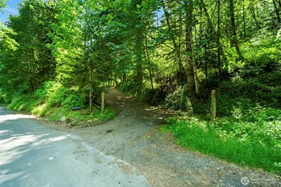 400 N Dubois Road, Ariel, WA 98603 - Photo 2