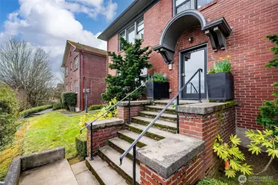 109 115 30th Avenue, Seattle, WA 98122 - Photo 8