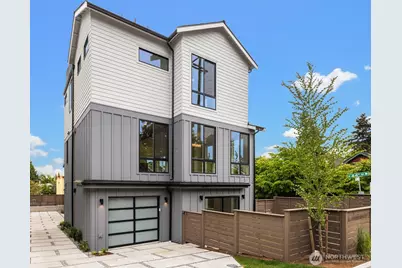 102 NE 44th Street, Seattle, WA 98105 - Photo 1
