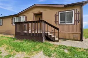 22815 436th Ave SE, Enumclaw, WA 98022 - Photo 2