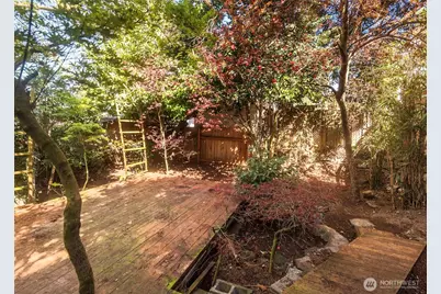 2214 N 60th Street, Seattle, WA 98103 - Photo 18