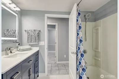 983 NE O'Leary Street, Oak Harbor, WA 98277 - Photo 24