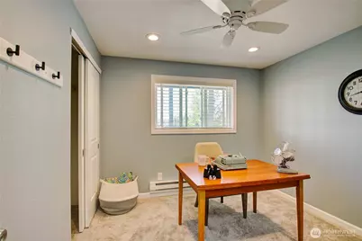 983 NE O'Leary Street, Oak Harbor, WA 98277 - Photo 14
