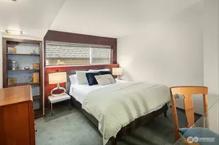 267 E Newton St, Seattle, WA 98102 - Photo 18