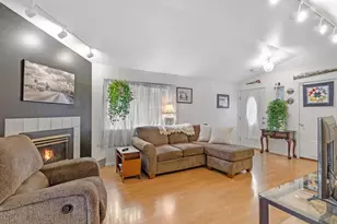 17514 Spg Ln Ave, Marysville, WA 98271 - Photo 2