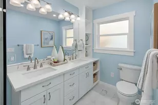1312 NE 70th St, Seattle, WA 98115 - Photo 16