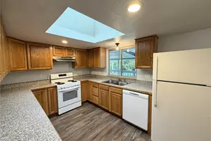 1615 154th St E, Tacoma, WA 98445 - Photo 2