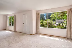 320 NE 185th St, Shoreline, WA 98155 - Photo 10