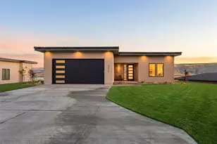 9072 NW Trellis Ln, Quincy, WA 98848 - Photo 1