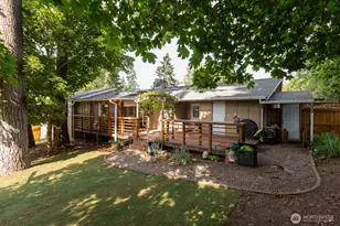 124 Crestwood Dr SW, Lakewood, WA 98498 - Photo 32