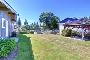2200 NE 24th St, Renton, WA 98056 - Photo 30