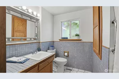 2200 NE 24th Street, Renton, WA 98056 - Photo 18