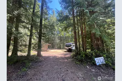 212 N Mt Jupiter Dr, Hoodsport, WA 98548 - Photo 2