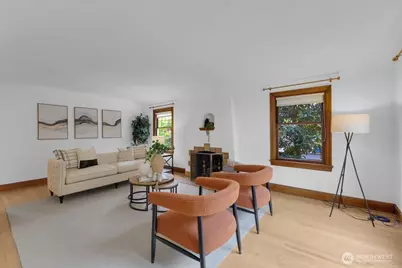 1955 21st Avenue E, Seattle, WA 98112 - Photo 4